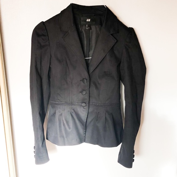 Black H&M blazer jacket with buttons - Picture 3 of 13